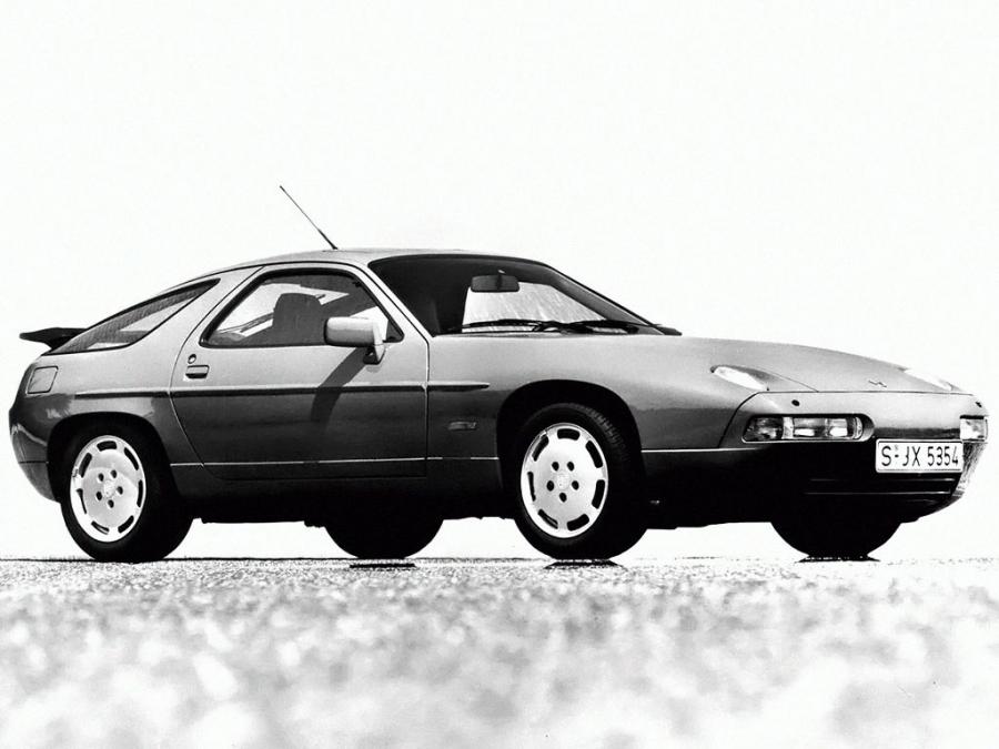 Porsche 928 S4 1986 года  (фото 5 из 11)
